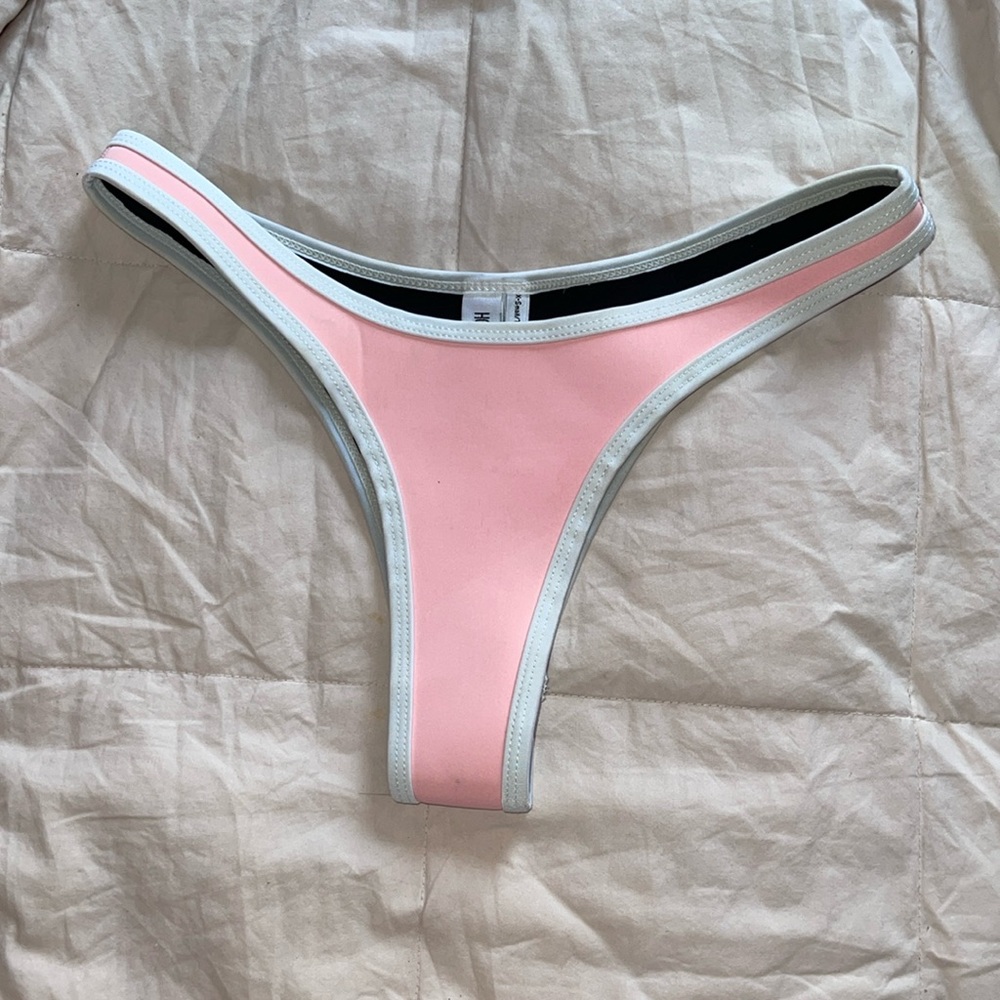 Hoaka bikini bottom